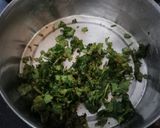 A picture of step 2 of Coriander leaves paratha.