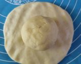 Foto langkah ke 4 dari resep Choco Banana Curry Puff/Karipap Coklat Pisang.