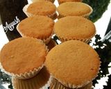 A picture of step 4 of Vanilla cupcakes.