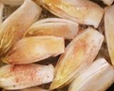 Une image de l'étape 3 de Tatin d'endives miel vinaigre balsamique.