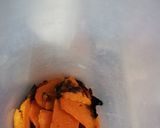 Foto del passaggio 2 della ricetta 421 * Pizzette con zucca e peperoni 🍕🎃🌶️in airfryer