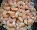 Foto del paso 3 de la receta: Khao Pad Saparod (arroz frito con piña y langostinos)