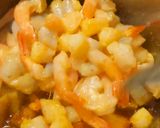 A picture of step 3 of Prawns Mango Curry.