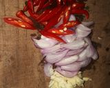 Foto langkah ke 2 dari resep Telor ceplok tumis kecap.