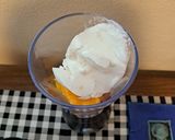 A picture of step 1 of Cinnamon Peach Smoothie.