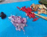 Foto langkah ke 3 dari resep Sayur Asam Kampung dengan Talas.