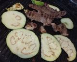 صورة لخطوة 3 من وصفة لحم 🥩مشوي مع الخضار🥦🍅