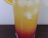 A picture of step 4 of Sunrise Mocktail.