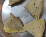 समोसा छोले चाट (Samosa Chole Chat Recipe In Marathi) रेसिपी स्टेप 2 फोटो 