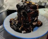 A picture of step 6 of One Bowl/Pull Up Choco Walnut Cake.