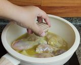Foto langkah ke 1 dari resep Ayam Penyet Sambal Ijo.