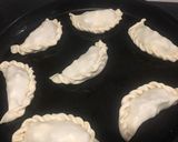 Foto del paso 5 de la receta: Empanadas de carne cortada a cuchillo