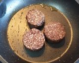 Foto del paso 7 de la receta Tortitas de idiazabal con morcilla y cebolla caramelizada