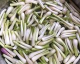 Hình bước làm 1 của món Hành muối