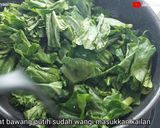 Foto langkah ke 2 dari resep Cah kailan udang.