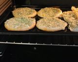عکس مرحله 4 از دستور نان سیر بی نظیر 😋