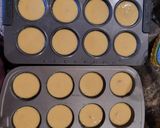Foto del paso 7 de la receta: Mini pastelitos volteados de piña