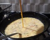 A picture of step 5 of Italian egg soup.