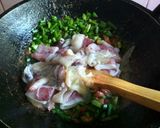 Foto langkah ke 4 dari resep Tumis cumi segar sambal tomat pedas.