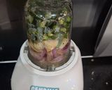 Foto langkah ke 1 dari resep Ayam Sambel Ijo Rebon.