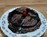 A picture of step 4 of Grilled Banana Chocolate Pan Cake.