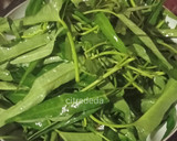Foto langkah ke 3 dari resep Kangkung tumis belacan.