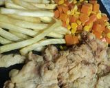 Foto langkah ke 5 dari resep Crispy Chicken Steak with Simple Brown Sauce.