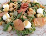 Foto del paso 7 de la receta: Ensalada de pasta con salmón ahumado
