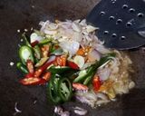 Foto langkah ke 2 dari resep Oseng Tauge Ikan Asin.