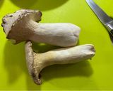 A picture of step 1 of Grilled taste King Oyster Mushrooms.
