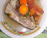 Foto langkah ke 4 dari resep Sup kepala salmon.