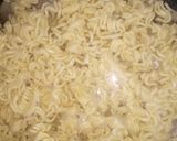 A picture of step 1 of MaGGi NoDlEs ke Kabab.