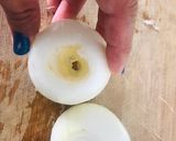 Foto del paso 1 de la receta: Cebollitas rellenas de queso