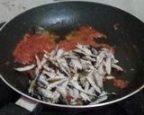Foto langkah ke 2 dari resep Nasi Bakar Ikan Kecap Pedas Kemangi.