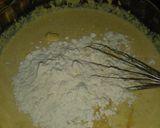 Foto del paso 4 de la receta: Torta de harina de maíz, choclo y queso