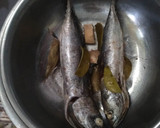 Foto langkah ke 1 dari resep Tongkol Suwir Pedas Daun Kemangi.