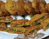 हरी चटनी स्टाफिंग टोमेटो भजिया (Hare chutney stuffing tomato bhajiya recipe in Hindi) रेसिपी चरण 4 फोटो