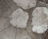 Foto langkah ke 6 dari resep Pempek Hitam Crispy.