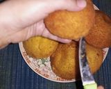 A picture of step 8 of Bread Pockets 🤤🥙.