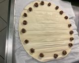 Une image de l'étape 2 de Feuilletés aux anchois et câpres.