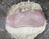 Foto del paso 6 de la receta: 🍗🧀🥓Milanesas de pollo rellenas, horneadas y con un toque diferente 🥓🧀🍗