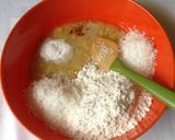 Hình bước làm 6 của món Coconut Banana Crunch Muffins