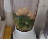 Foto langkah ke 2 dari resep Jus Pokcoy Melon Nanas.