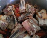 Foto del paso 5 de la receta: Falda de ternera guisada (olla exprés)