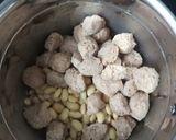 A picture of step 2 of Soya chap tikka.