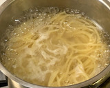 Foto del paso 1 de la receta: Pasta a los quesos con alcachofas y pollo
