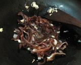 Foto langkah ke 2 dari resep Bihun goreng kecap.