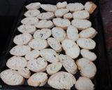Foto del paso 3 de la receta Torrijas rústicas con fresas maceradas y nata montada