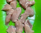 Foto langkah ke 1 dari resep Oyakodon (Versi Halal).