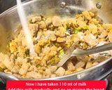 A picture of step 4 of Vegetable brown bread upma.